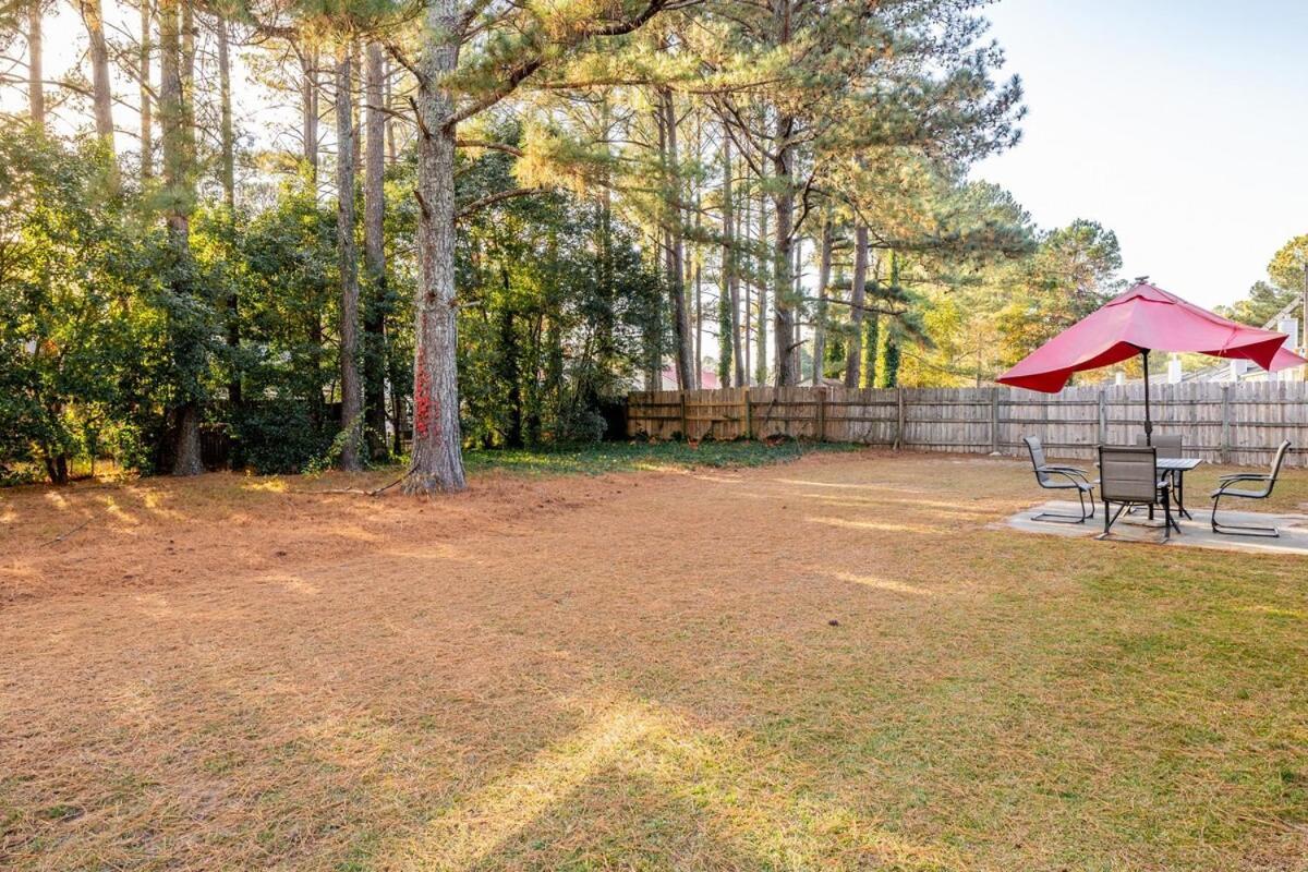 The Cliffdale Cottage Fayetteville Exterior photo